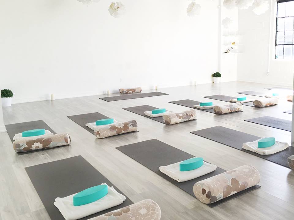 Toronto Yoga Mamas East (Leslieville)