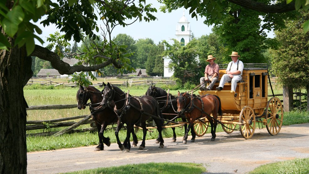 985x554_local_museum__0000_Upper-Canada-Village