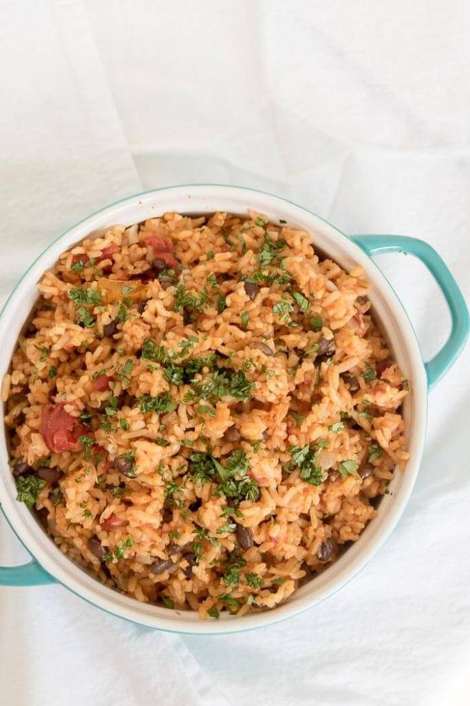 Chipotle Burrito Casserole | Make ahead vegetarian recipe Chipotle Burrito Casserole | Make ahead vegetarian recipe