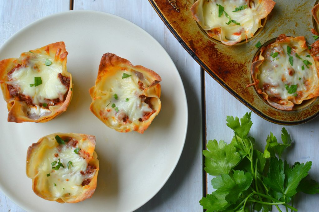 Lasagna Wonton Cups