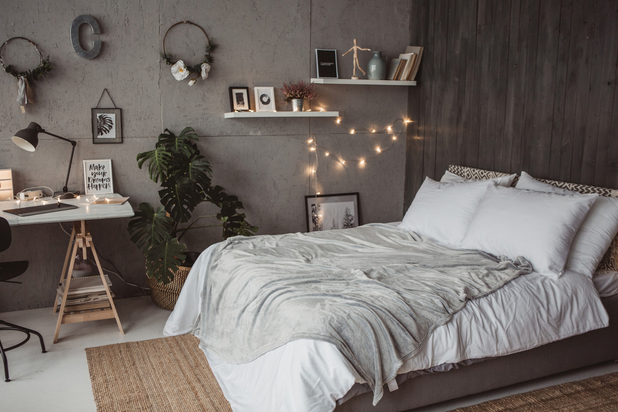 Cozy Simple Bedroom Decor On A Budget