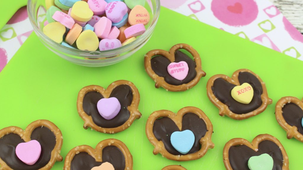 Valentine's Day pretzel treats