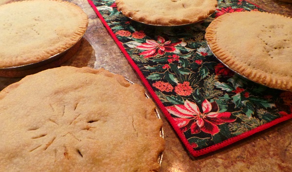 baked-pies-cooling