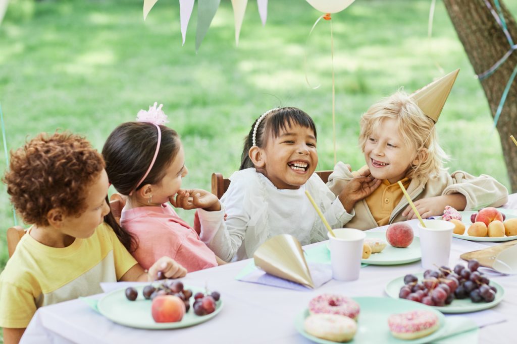 Outdoor Picnic Birthday Party - SavvyMom