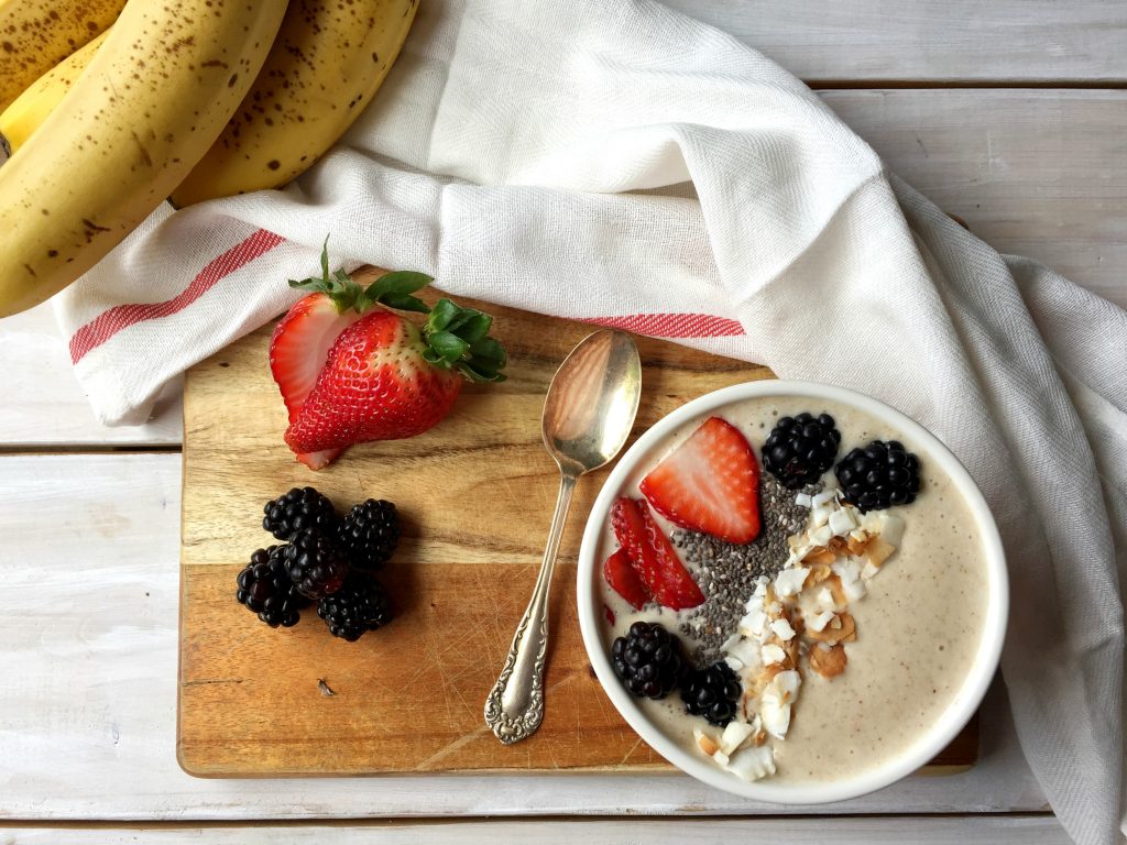 Banana Berry Smoothie Bowl - Full Size