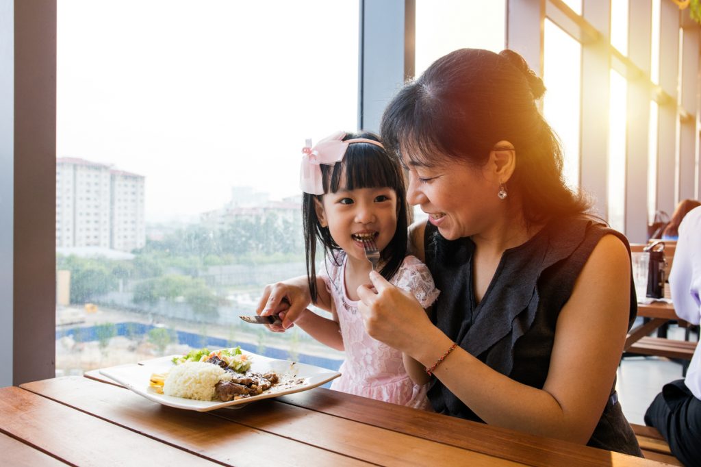 Calgary Restaurants Kids Eat Free_feature