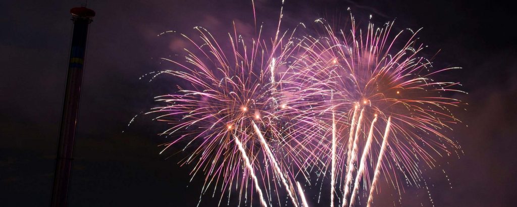 Canadas Wonderland Fireworks