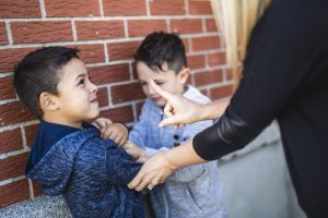 Disciplining Other People's Kids - SavvyMom