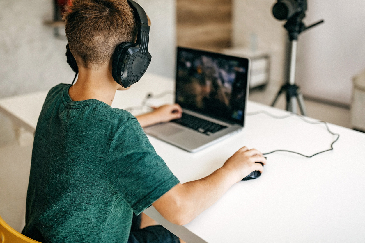 Worried About Too Much Gaming? Here's What You Should Know SavvyMom