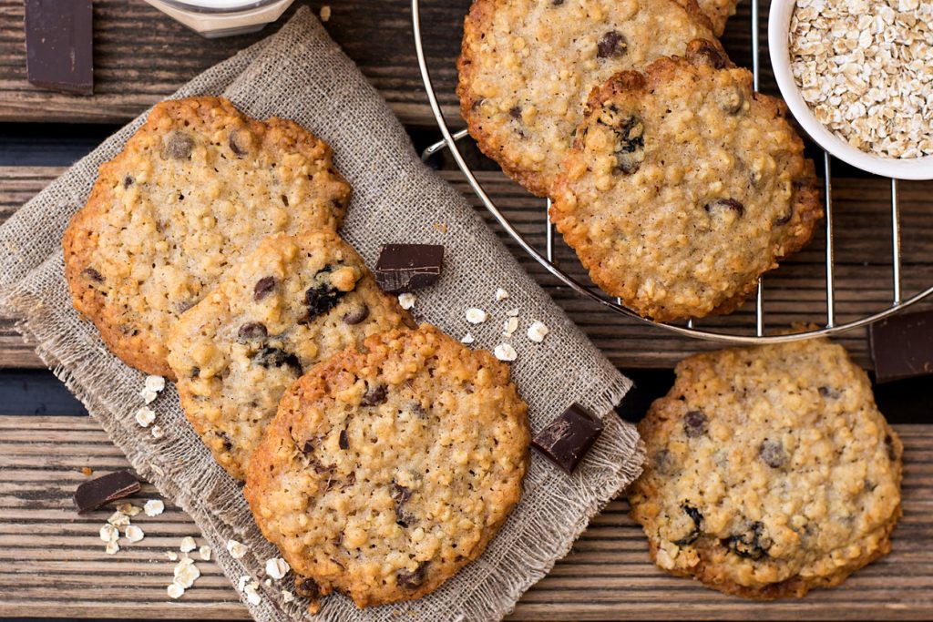 oatmeal chocolate chip cookies