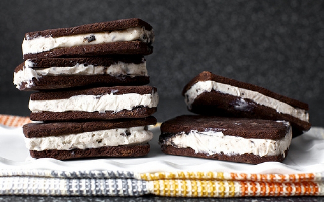 8 drool-worthy ice cream sandwiches, classic ice cream sandwiches