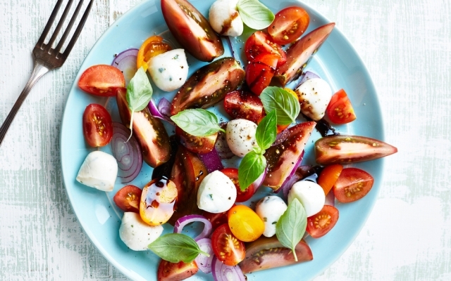 Summer Sides Tomato Caprese Salad