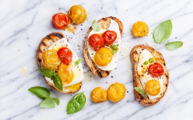 8 recipes to celebrate canada day, caprese crostini