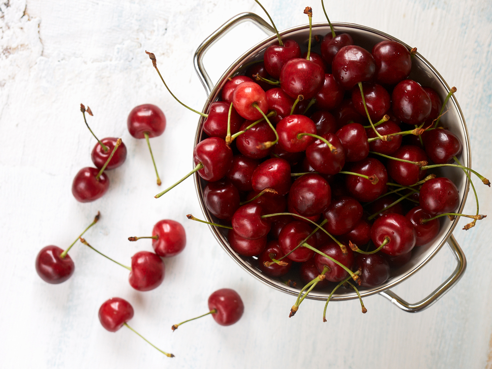 Whole Ripe Cherries, Superfoods we love Cherries