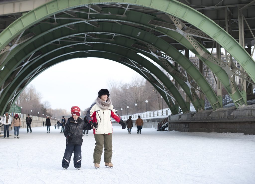 Skating in Ottawa - SavvyMom