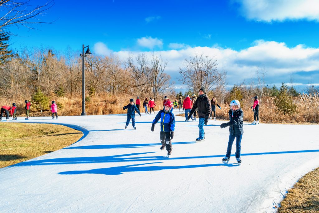 Outdoor Skating Rinks in Toronto - SavvyMom