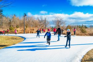 Outdoor Skating Rinks in Toronto - SavvyMom