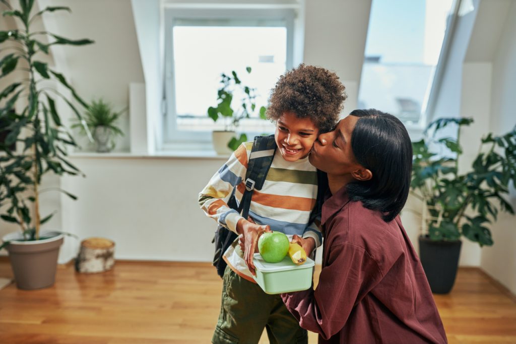 7 Simple Steps to Back to School Lunches - SavvyMom