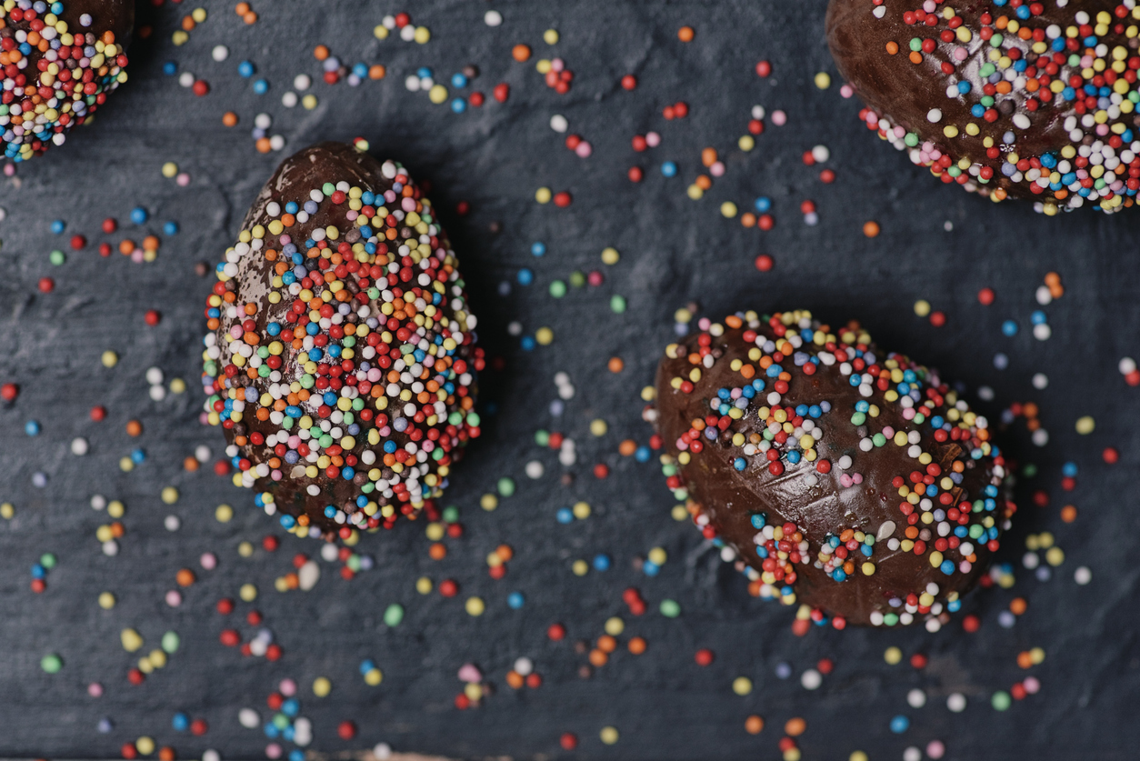 Homemade Chocolate Easter Cream Eggs - SavvyMom