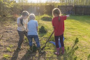 Toronto Gardening with Kids - SavvyMom