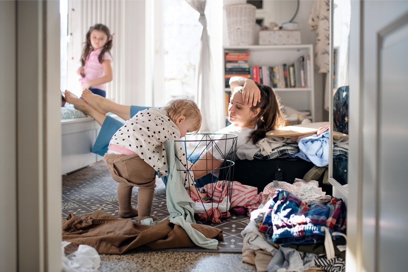 How to Cope with a Messy House - SavvyMom