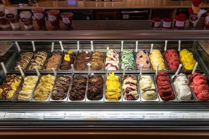 Stella Luna Gelato Shop in Ottawa - SavvyMom