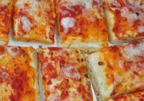 Focaccia Mini Pizza Bites Recipe - SavvyMom