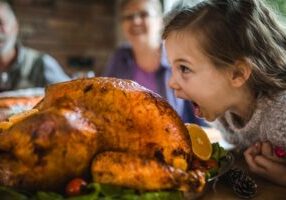 Tips for a Fun Family Thanksgiving - SavvyMom