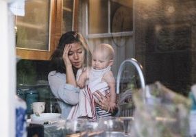 Why the stress of mom guilt is so toxic - SavvyMom