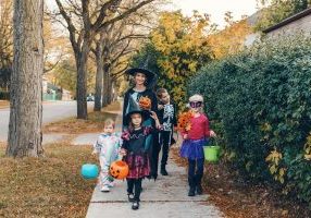Trick or Treating Guide to Halloween - SavvyMom