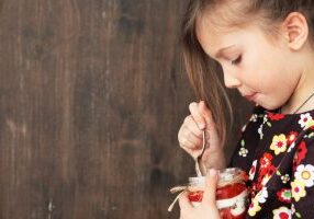 recipegeek-food_talk-8_fall_cooking_projects_to_enjoy_with_kids