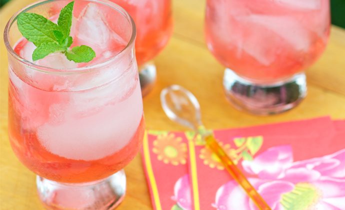 how to make rhubarb syrup