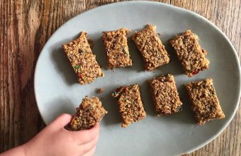 Quinoa Peanut Butter Protein Bars Recipe - SavvyMom