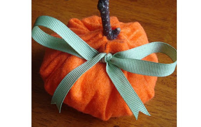 5 Minute Felt Pumpkin