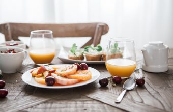 breakfast-1835478_1920