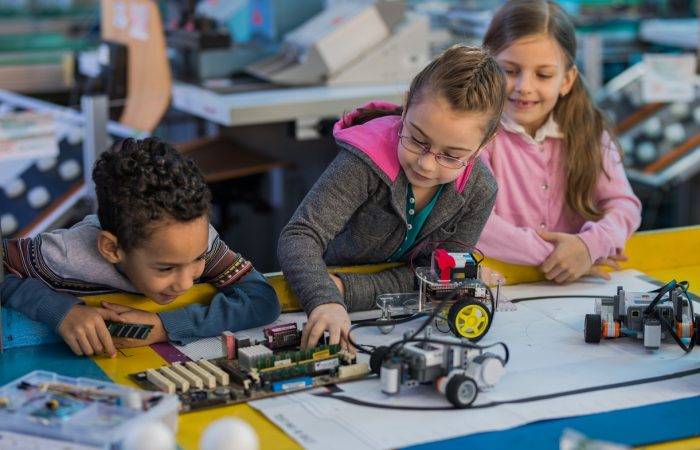 STEM Classes for Kids Ottawa
