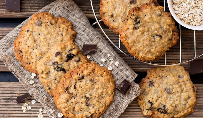 oatmeal chocolate chip cookies