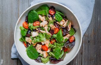 recipe_organic_greens_with_roasted_salmon