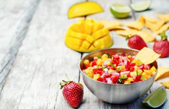 recipe_mango_strawberry_salsa