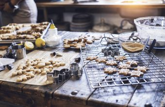 12 Days of Holiday Cookie Recipes - SavvyMom