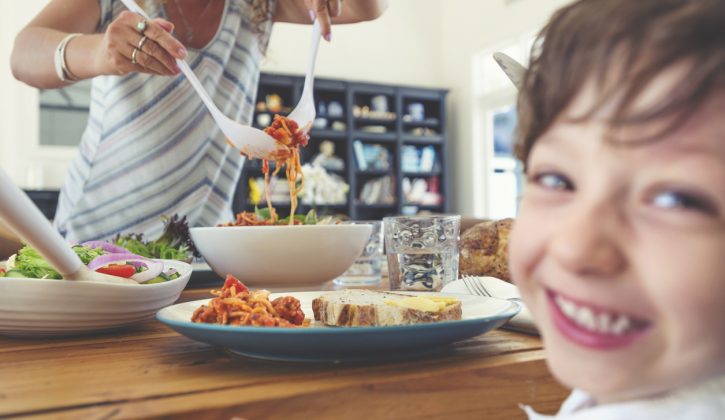 Solving Mealtime Struggles - SavvyMom