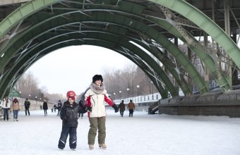 Skating in Ottawa - SavvyMom