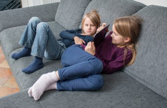 Tips for Dealing with Sibling Rivalry - SavvyMom
