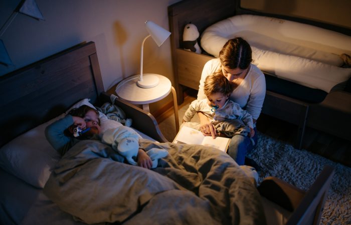10 Ways to Raise a Reader - SavvyMom