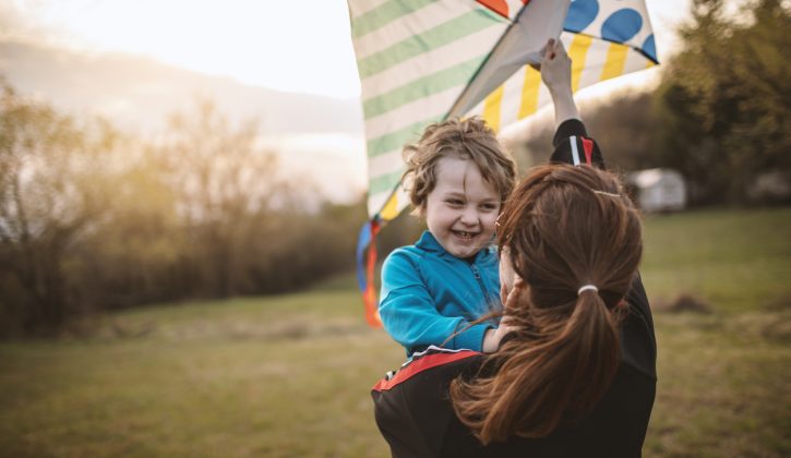 Kite Flying 101 - SavvyMom