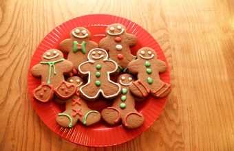 Traditional Gingerbread Cookies Recipe - SavvyMom