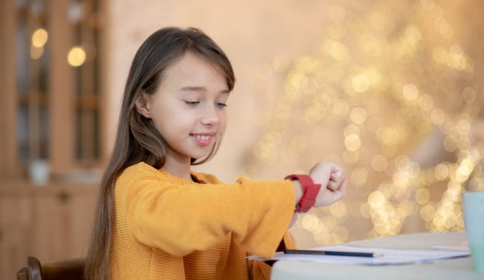Best Watches for Kids Learning to Tell Time - SavvyMom