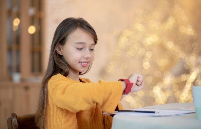 Best Watches for Kids Learning to Tell Time - SavvyMom