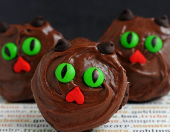 Halloween Kitty Cupcakes
