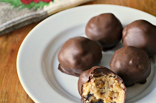 Our_Favourite_Holiday_Trea__Peanut_Butter_Balls